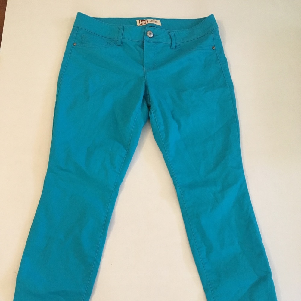Turquoise Junior light weight jeans. Size 13.